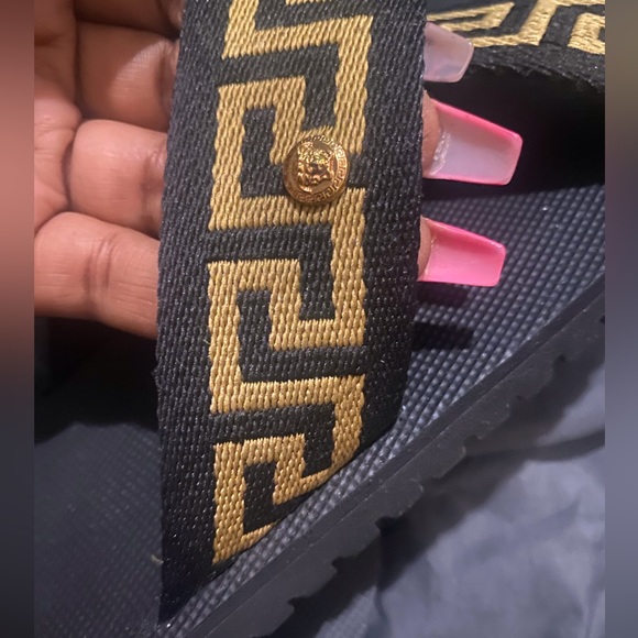 Versace slides - Picture 4 of 4